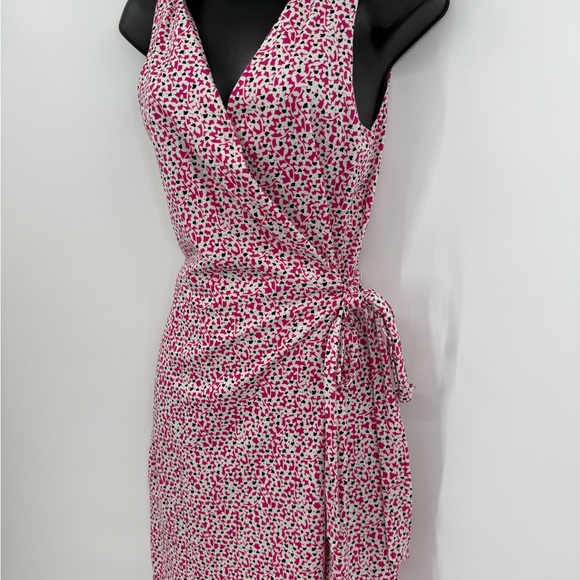 Diane von Furstenberg Julian Mini Wrap Sleeveless Dress | Pink/White/Black | 6 - Picture 10 of 10